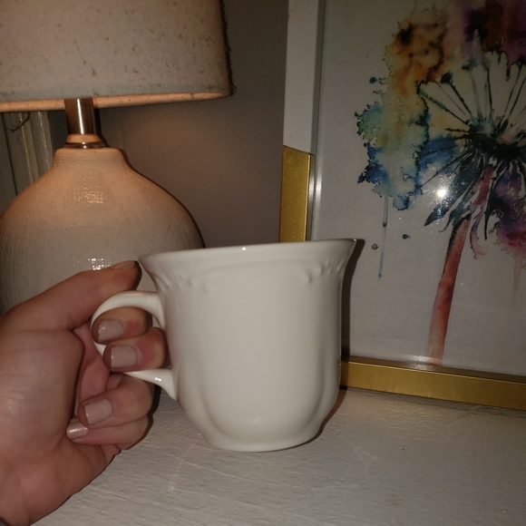 5 Piece Tea Cup Set - Picture 3 of 15